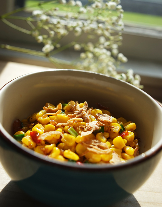 Afternoon snack: stir-fried corn
